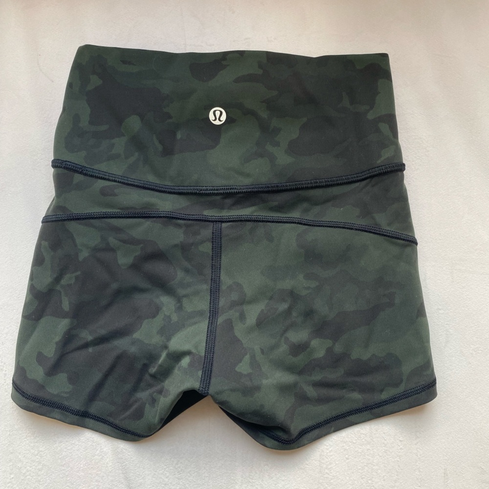 Lululemon Align Shorts Camo Print Size 2